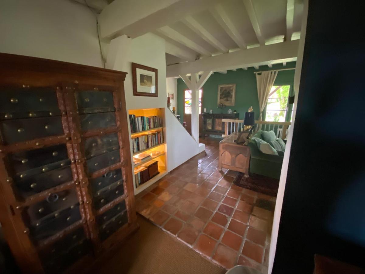 Domaine Du Tafiart Bed and Breakfast Sarron Exteriör bild