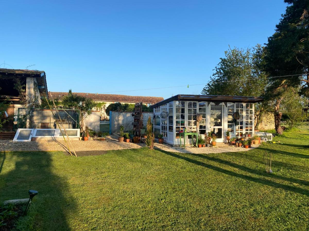Domaine Du Tafiart Bed and Breakfast Sarron Exteriör bild
