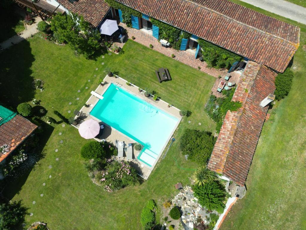 Domaine Du Tafiart Bed and Breakfast Sarron Exteriör bild
